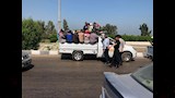 محافظ الدقهلية يوقف موكبه لتوفير مواصلات آمنة لعمال على طريق جمصة (3)