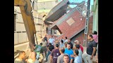 رفع أنقاض عقار قرية جفصا في الدقهلية (11)