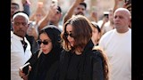 تأثر هنا الزاهد في جنازة والد تامر حسني