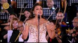 انغام تتالق بغناء اغاني وطنية (2)
