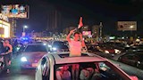 20 صورة ترصد احتفالات الإسكندرية بوصول مصر لدور الـ 16 (19)_19