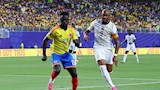 خلال مباراة كولومبيا وغانا (2)