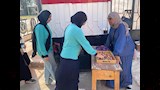 توزيع الحلوى على طلاب الثانوية العامة في بورسعيد