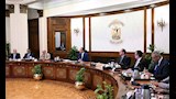 رئيس الوزراء يتابعة خطة تسوية ميديونيات الصحف القومية (2)