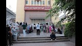 إقبال كبير على سحب كراسات شروط حجز شقق الإسكان التعاوني (7)