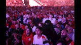 كيف تابعت جماهير الكرة المصرية مباريات المنتخب الماضية في فان زون العاصمة الإدارية؟