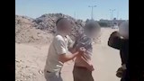 صفع شاب على يد زوجته (2)