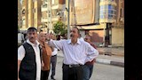 المحافظ في موقع الحريق