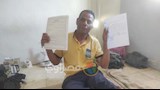 باعوا له شقة "مباعة".. عامل بصحة جنوب سيناء: "بقيت في الشارع وعيالي تشردوا" -صور