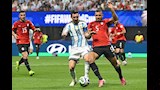 خبير أردني يكشف أخطاء تحكيمية مؤثرة في مباراة مصر والأرجنتين بكأس العالم