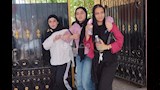 طلاب بالثانوية العامة يقلدون حركة العميد الشهيرة (11)