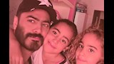 تامر حسني مع ابنتيه
