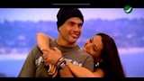 عمرو دياب مع موديل كليب نقول ايه