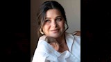 الفنانة يسرا اللوزي