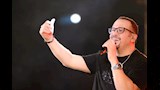 المطرب هشام عباس