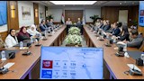 رئيس اقتصادية قناة السويس يبحث مع وفد عُماني فرص الاستثمار والتكامل الصناعي واللوجستي