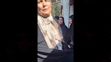 انهيار أهالي ضحايا حادث الإسماعيلية أمام مستشفى القصاصين (13)
