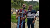الممثل التركي إركان يوجي مع محمد صلاح (2)