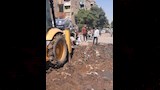 كسر بخط مياه أمام مستشفى بهتيم