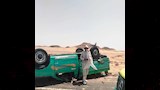 إنقلاب سيارة تقل مجموعة عمال