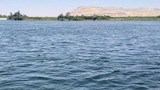 ظهور بقعة زيت بنهر النيل في الأقصر