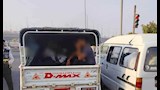حملات مكثفة لفحص سيارات نقل العمال بالعاشر