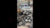 محافظ الجيزة يتابع رصف وتطوير شارع كفر طهرمس ببولاق الدكرور (1)