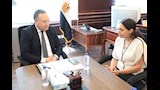  وزير التعليم العالي يكرم هيا عمرو بعد إسعاف مصابي أرابيلا بلازا (3)