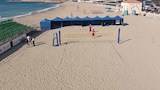 تجهيزات بطولة أفريقيا للكرة الطائرة الشاطئية بالإسكندرية (4)