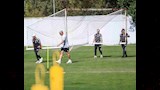 الأهلي يستعد لمواجهة برشلونة  (8)