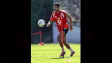 الأهلي يستعد لمواجهة برشلونة  (15)