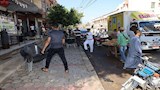 بالصور- محافظ  المنوفية يعنف رئيس مدينة شبين الكوم بسبب الإشغالات