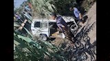 سقوط سيارة أجرة بترعة في بنها يوقع 5 مصابين -صور