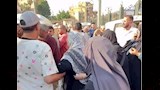 الأهل والأصدقاء في جنازة الراحل عمرو محمد علي