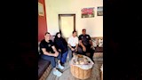 أحمد حسن والحضري مع والدة محمد عبدالوهاب
