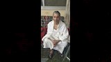 عمرو محمد علي بملابس الاحرام (2)
