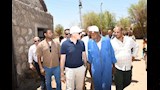 محافظ أسوان يستمع لمطالب اهالى قرية توماس وعافية (3)