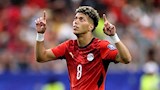 إعلامي يكشف تفاصيل اتفاق الأهلي مع إمام عاشور لتجديد عقده