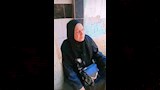 انهيار الأم بالبكاء