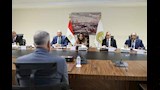 خلال الاجتماع