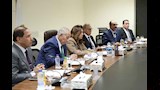خلال الاجتماع
