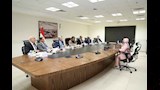 خلال الاجتماع