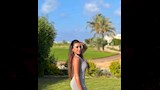 سارة سلامة بفستان قصير (2)