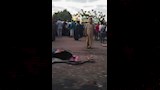 وصول سيارات الإسعاف لموقع الحادث