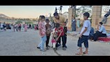 خراف مزينة بالورود ونذور وفاء.. مشاهد مميزة من احتفالات دير درنكة بأسيوط  (10)