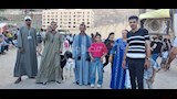 خراف مزينة بالورود ونذور وفاء.. مشاهد مميزة من احتفالات دير درنكة بأسيوط  (14)