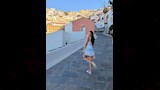 وضعت ياسمين مكياجا ترابيا