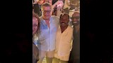 ويزو مع نجوم الفن في حفل شاهد