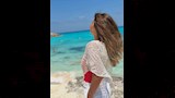 منة فضالي على شاطئ البحر (2)