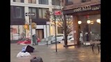 نيويورك الأمريكية تحت الماء.. فيضانات "مفاجئة" تُغرق الشوارع ومحطات المترو (صور وفيديو)